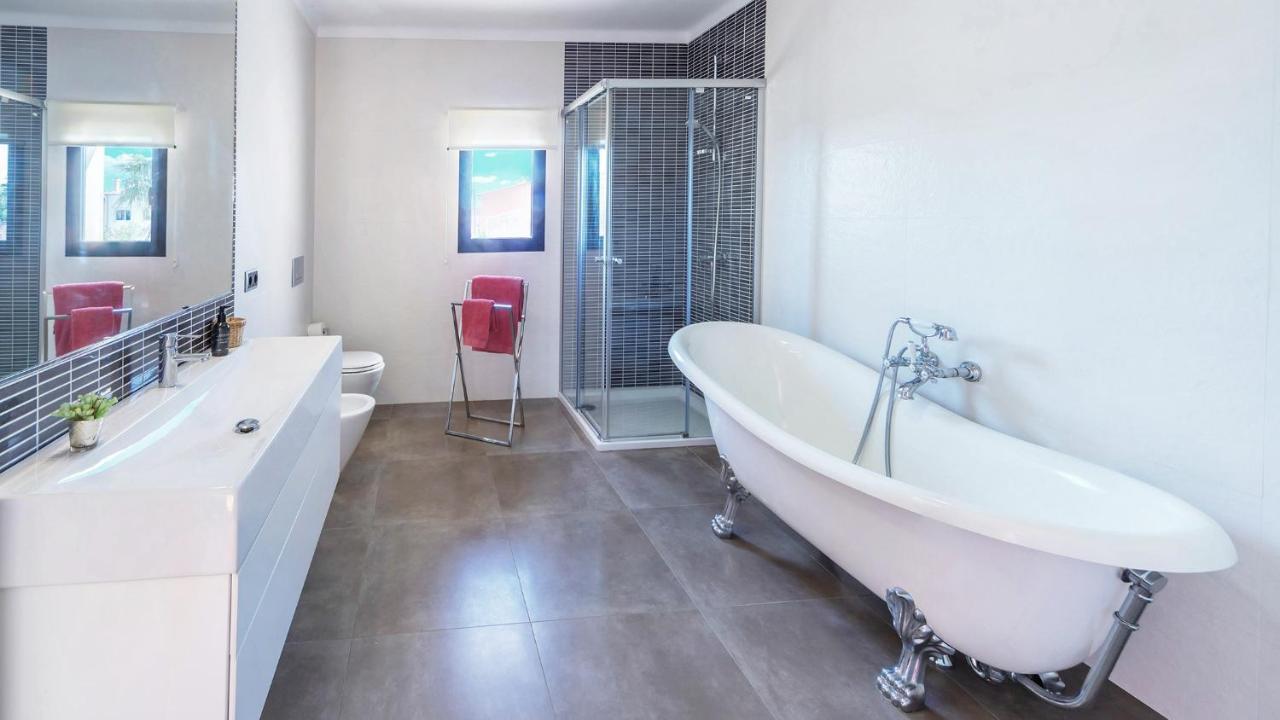 Pool House Marineta Llombarts Exterior foto